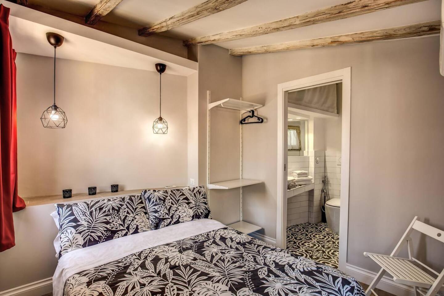Attic With Terrace By Trevi Fountain Apartment Rome Bagian luar foto