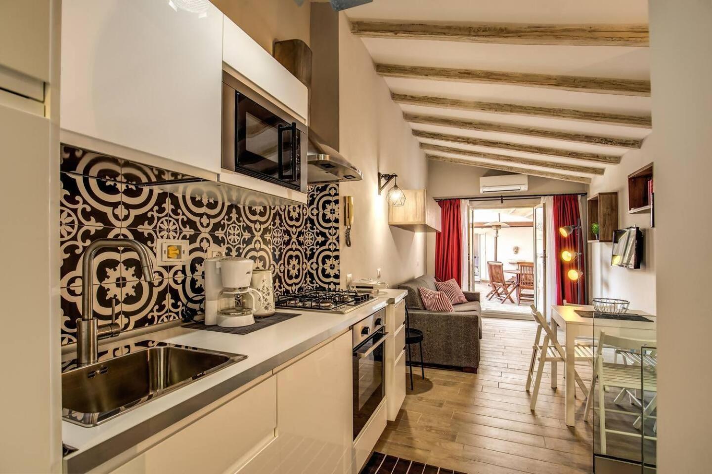 Attic With Terrace By Trevi Fountain Apartment Rome Bagian luar foto