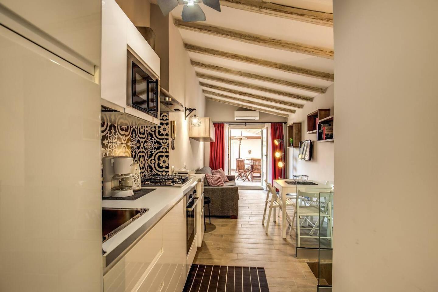 Attic With Terrace By Trevi Fountain Apartment Rome Bagian luar foto