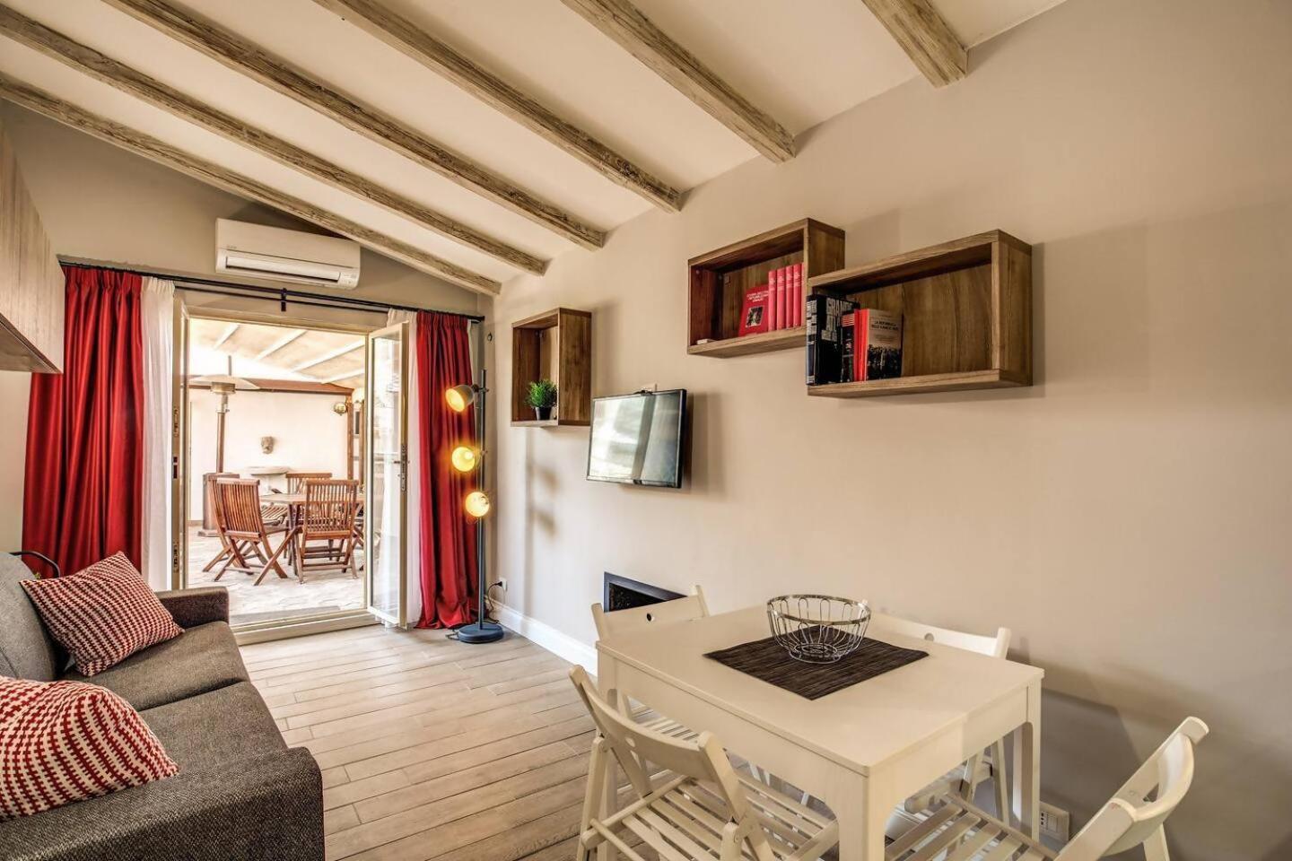Attic With Terrace By Trevi Fountain Apartment Rome Bagian luar foto