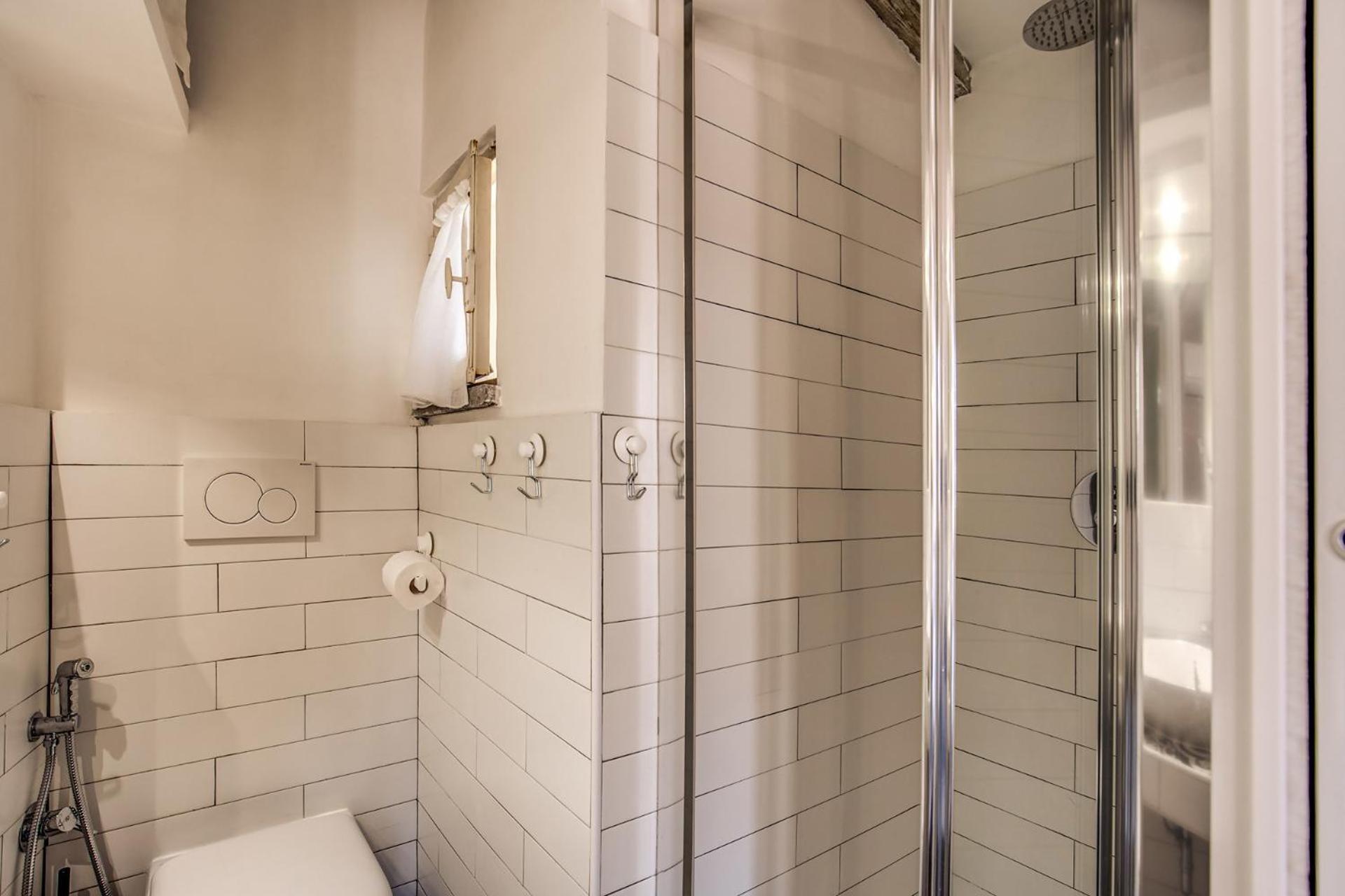 Attic With Terrace By Trevi Fountain Apartment Rome Bagian luar foto